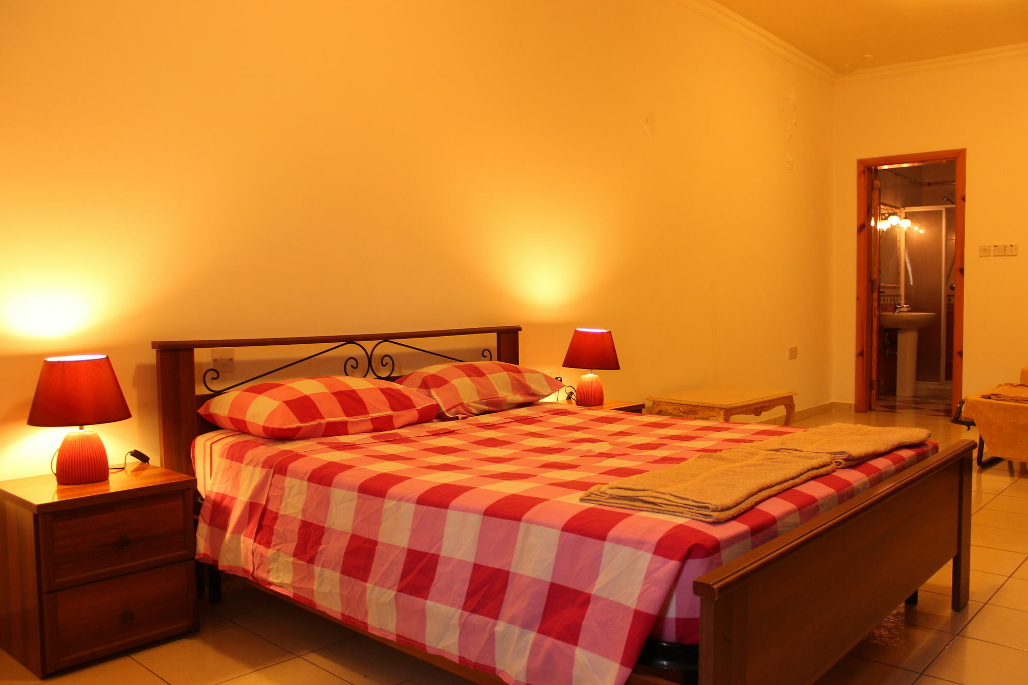 Morina Mansion Seafront Apartment *