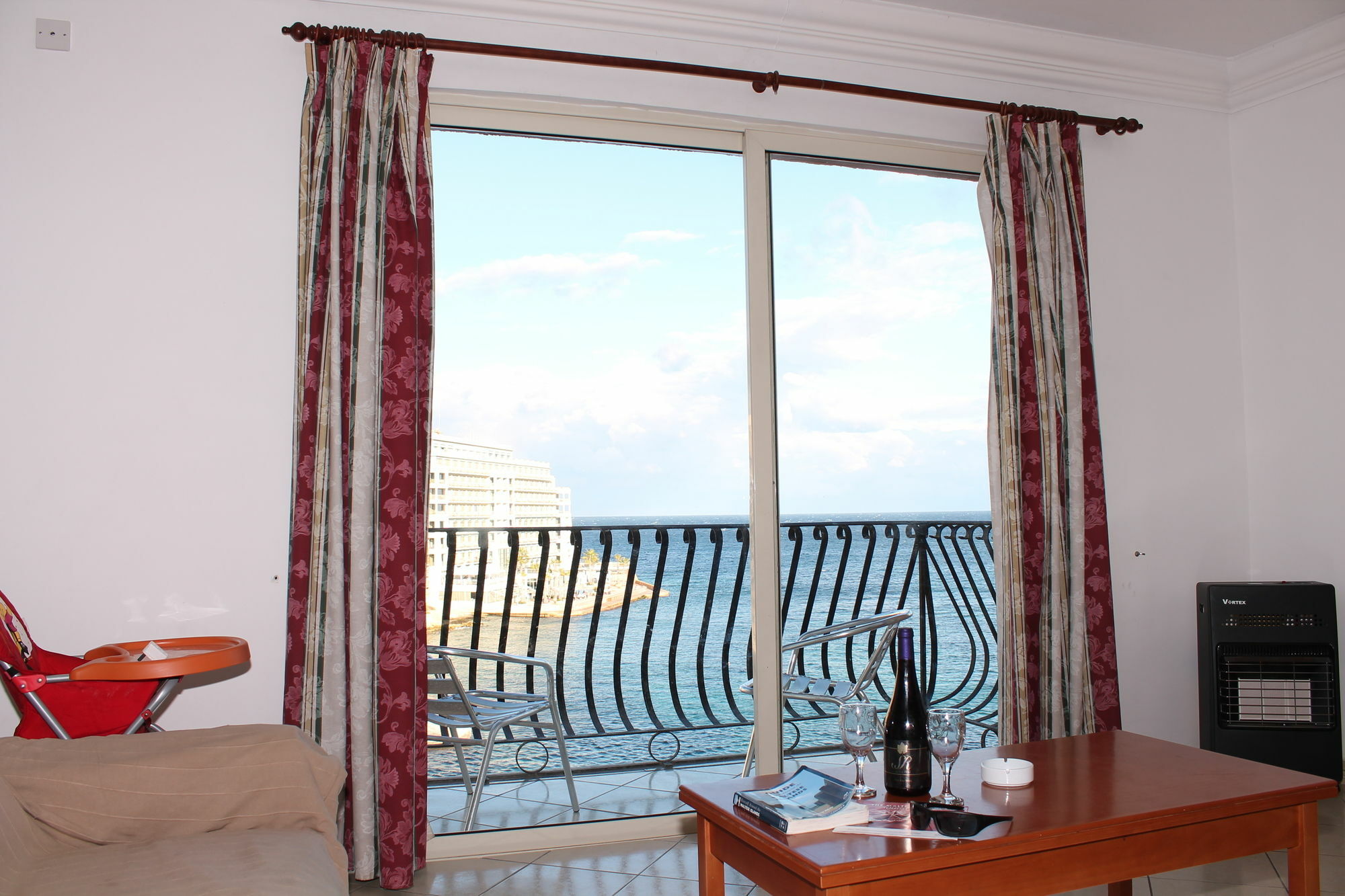 Morina Mansion Seafront * Saint Julian's