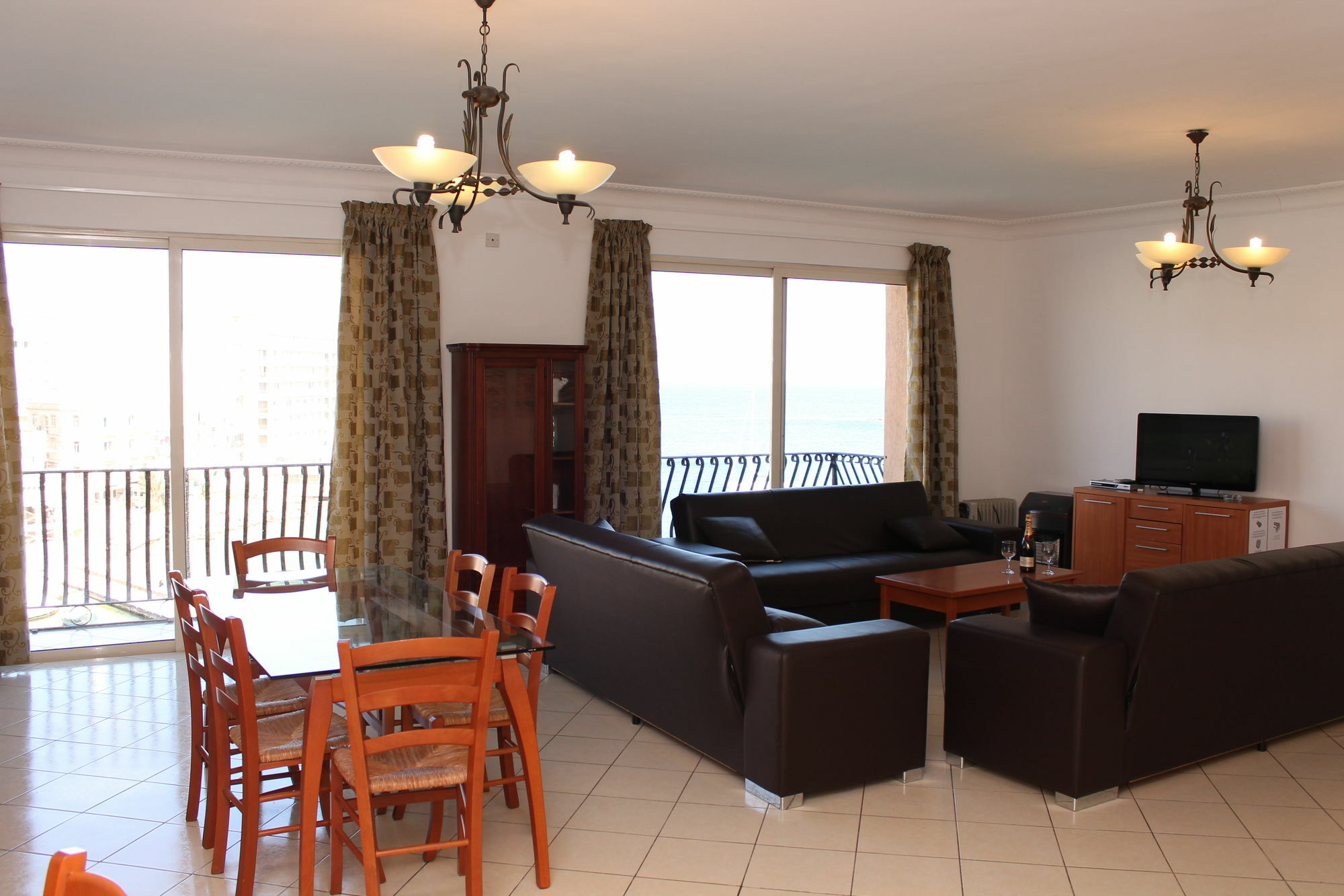Morina Mansion Seafront Apartment